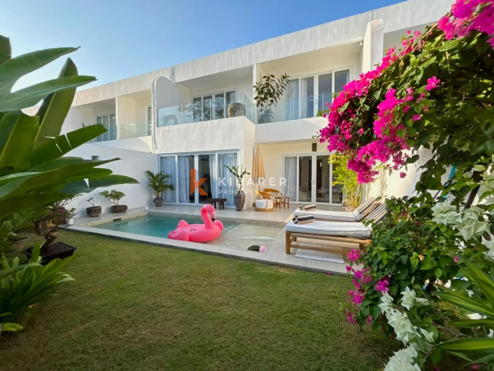 Stunning Two Bedroom Villa with Golf Course Views Near Balangan Beach