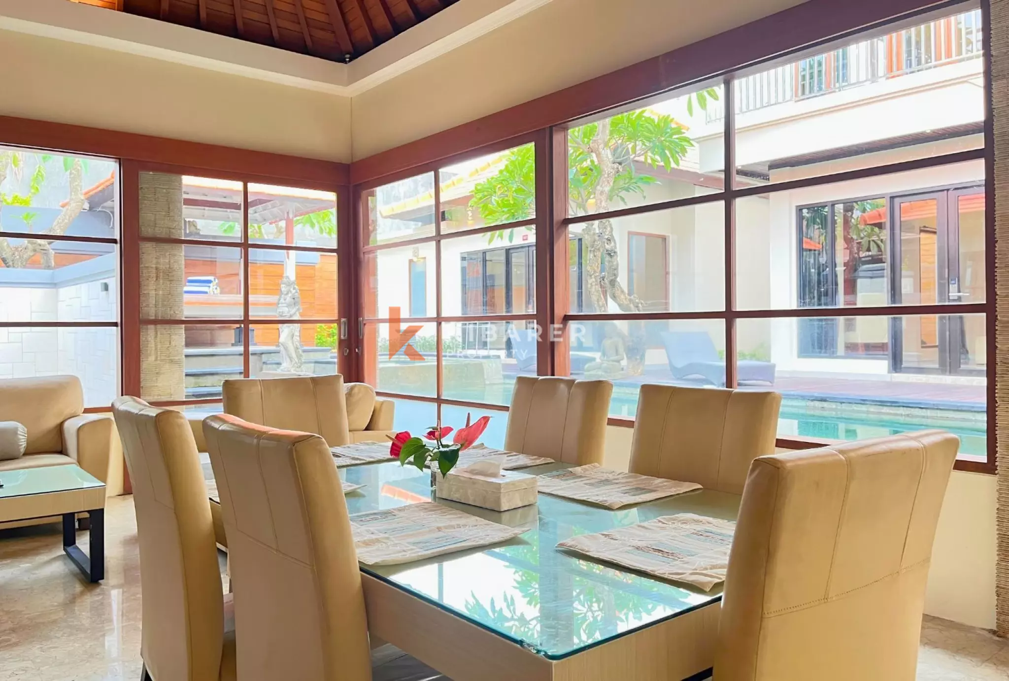 Three-Bedroom Villa with Jacuzzi Pool – Near Popular Batu Belig Spots — image 5
