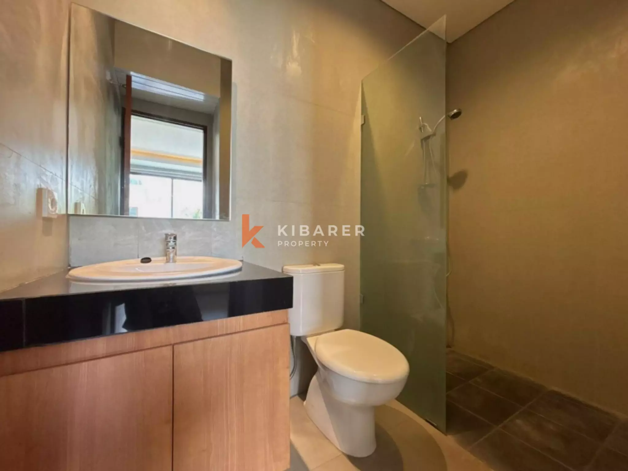 Relaxing Semi-Furnished Three Bedroom Villa in Prime Canggu — image 15