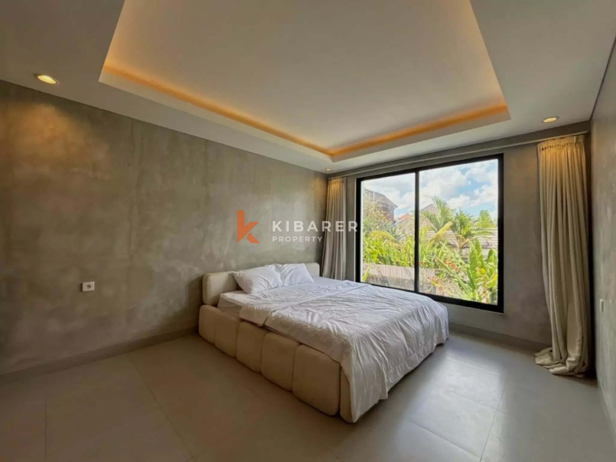 Relaxing Semi-Furnished Three Bedroom Villa in Prime Canggu — image 12