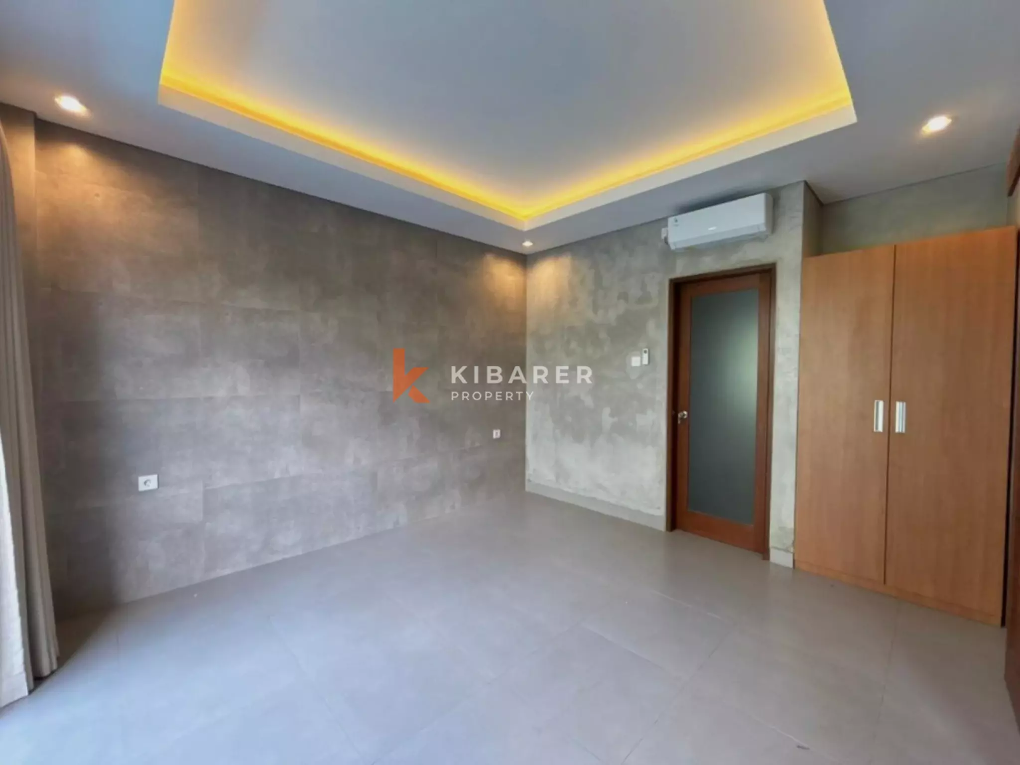 Relaxing Semi-Furnished Three Bedroom Villa in Prime Canggu — image 8
