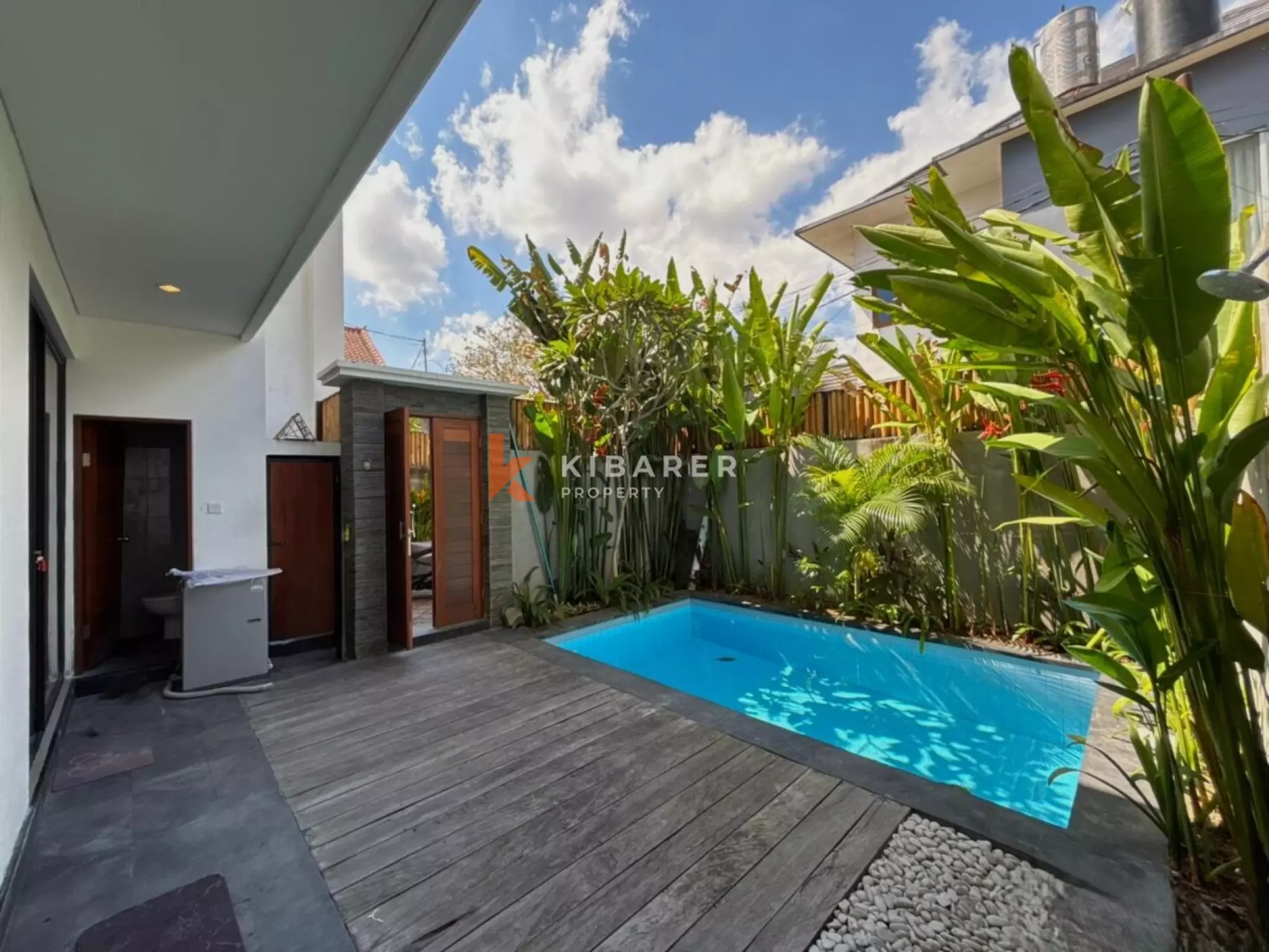 Relaxing Semi-Furnished Three Bedroom Villa in Prime Canggu — image 11