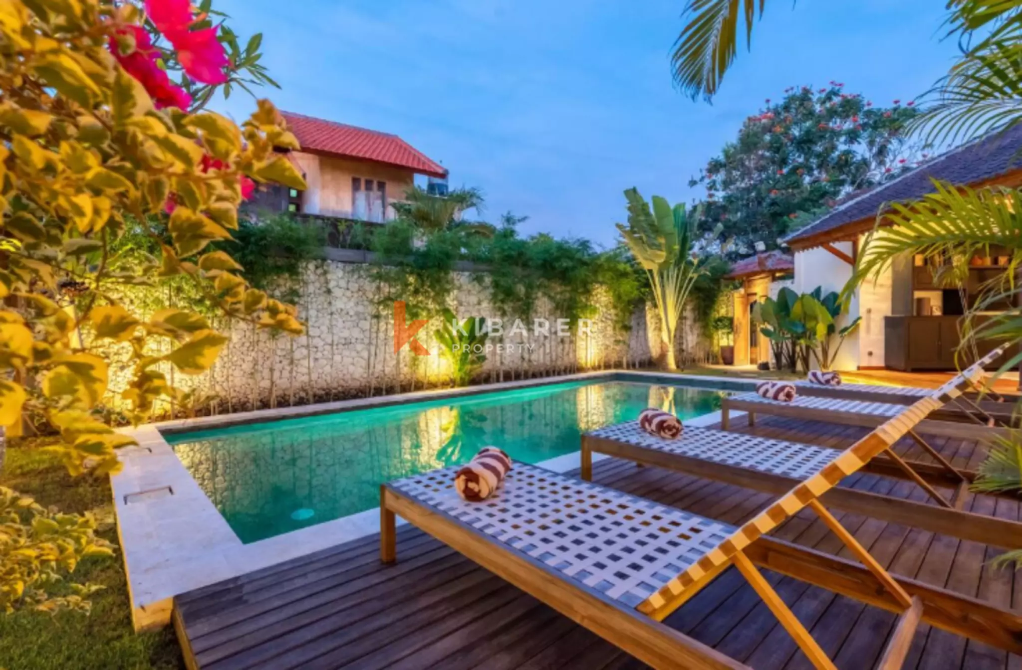 Stunning 3-Bedroom Bali Villa with Garden View Near Canggu — image 18
