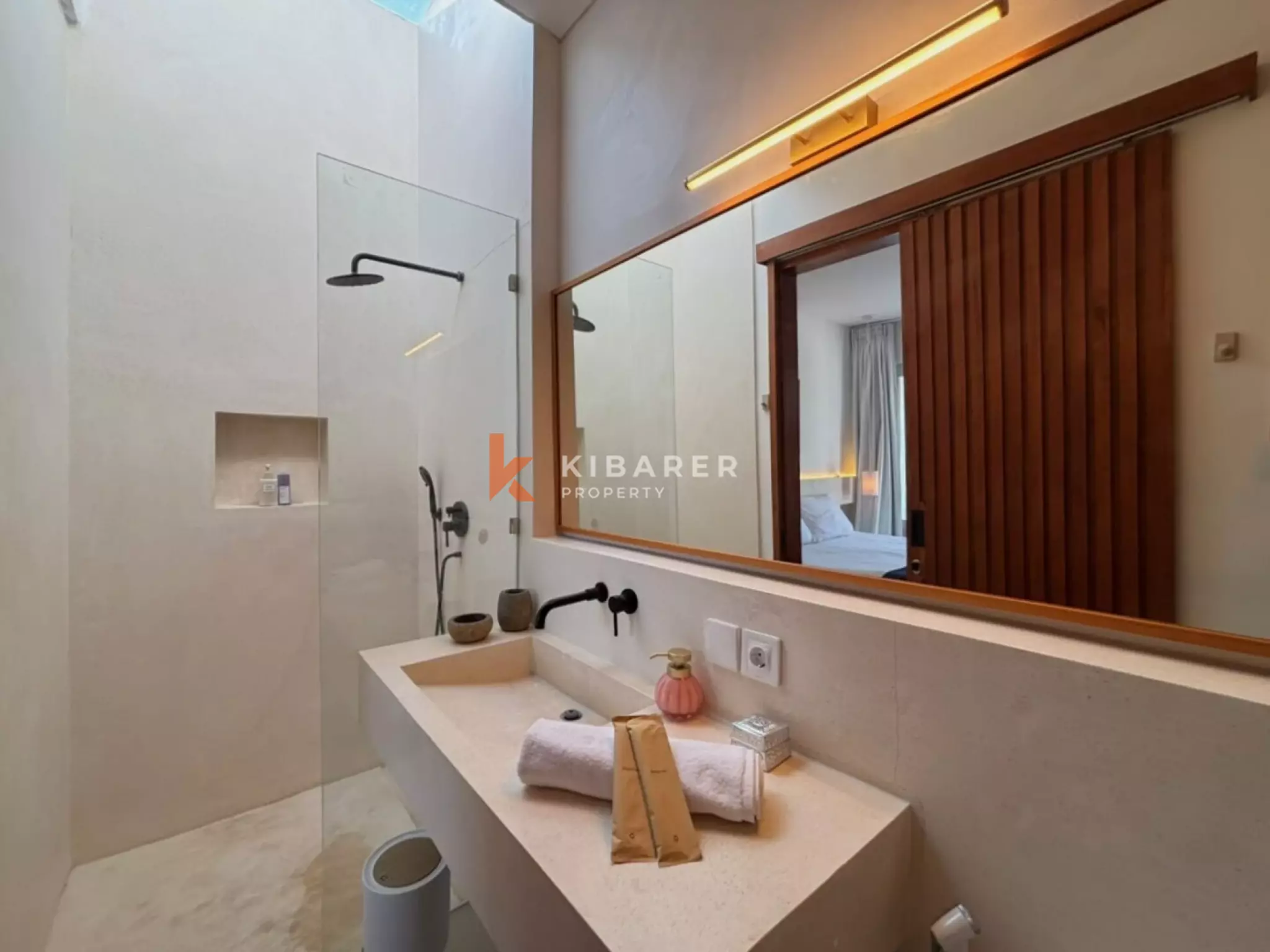 Wake Up to Golf Course Views – Two-Bedroom Tropical Villa in Balangan — image 19