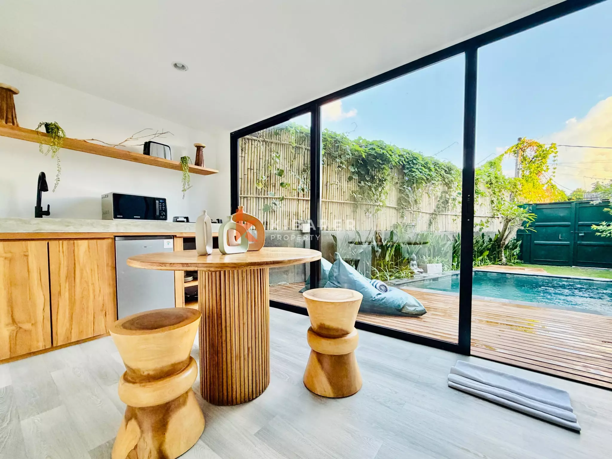 Contemporary One-Bedroom Container-Style Villa with Garden in Canggu — image 5