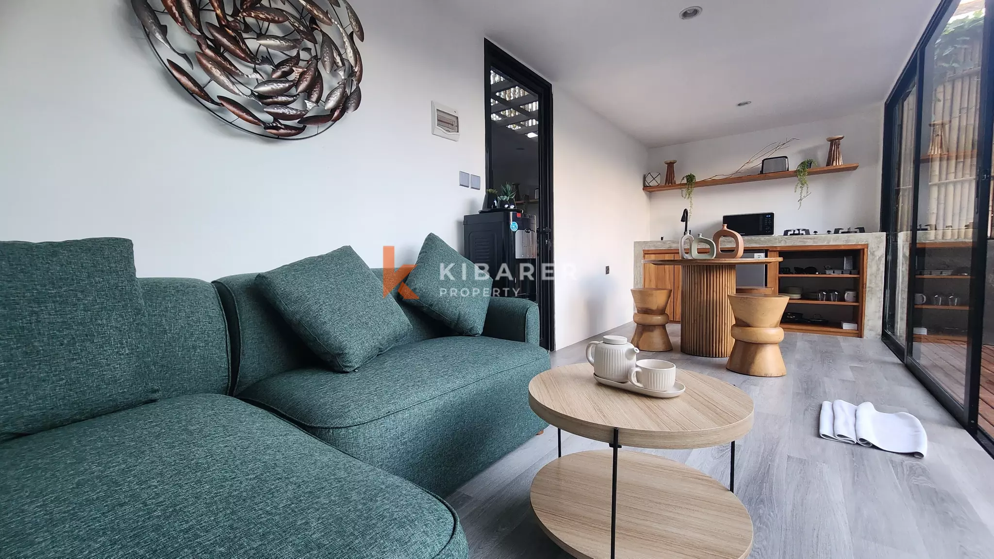 Contemporary One-Bedroom Container-Style Villa with Garden in Canggu — image 6