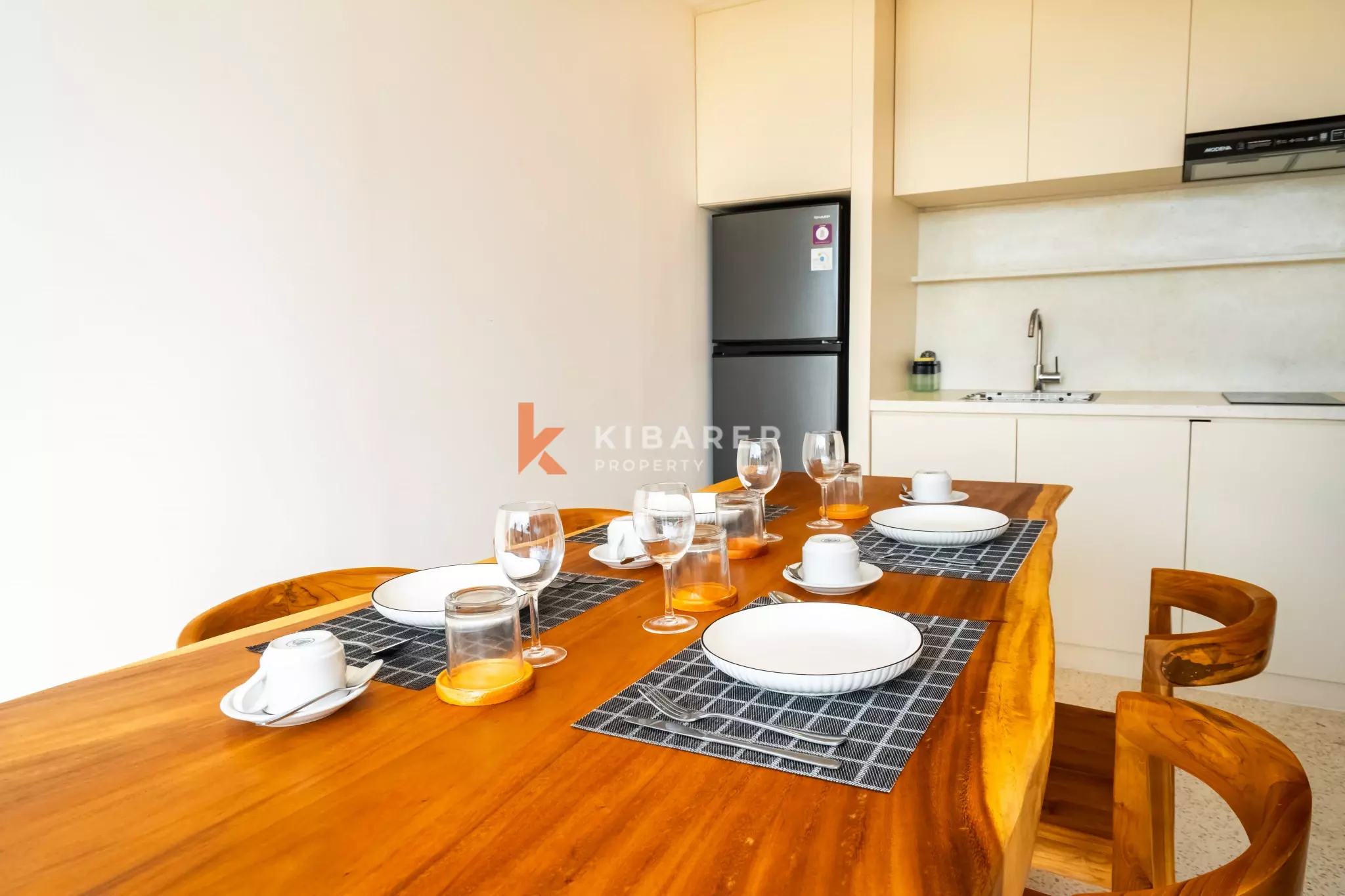 Sophisticated Three-Bedroom Villa with Private Pool in Nusa Dua — image 6