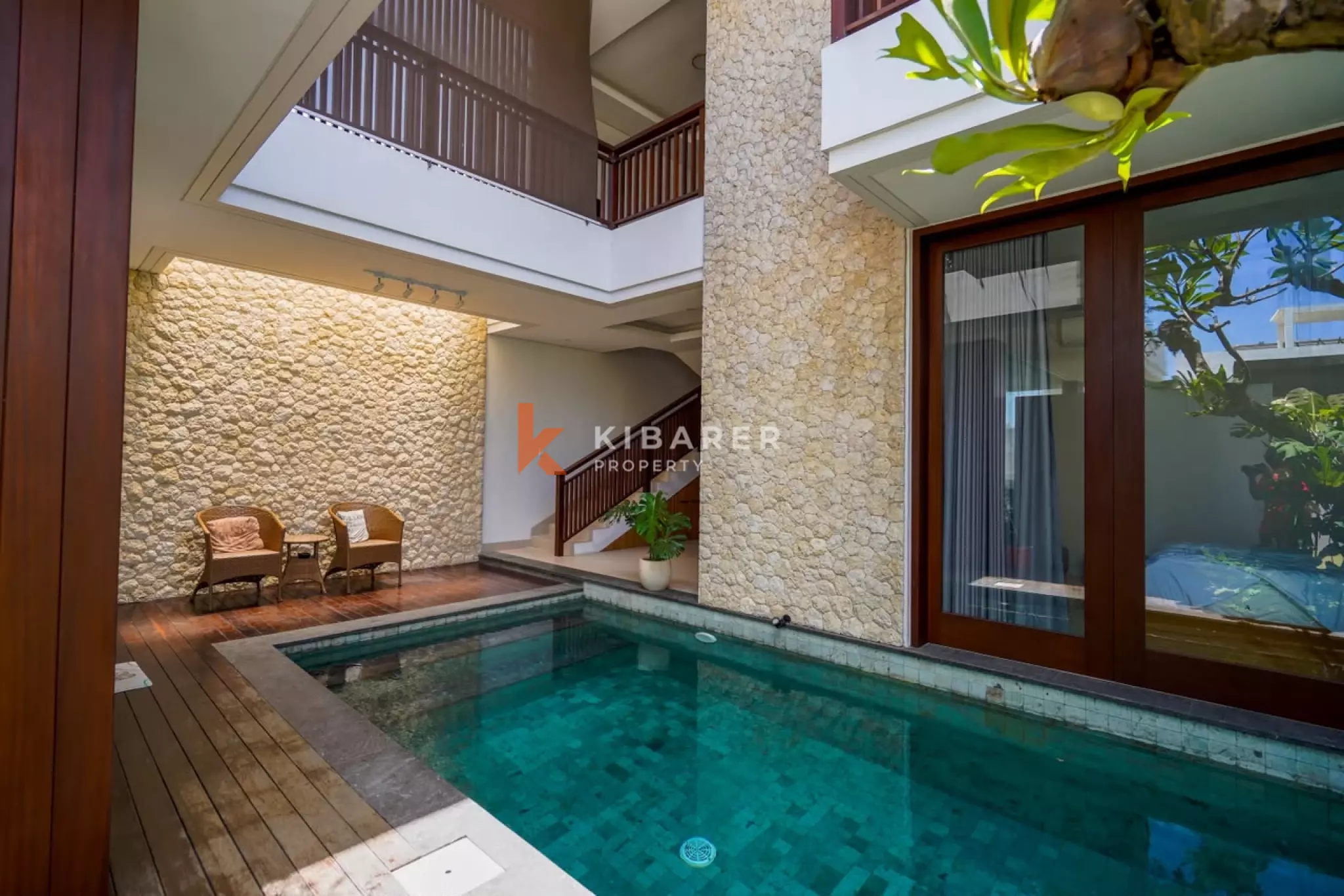 Fully Furnished Three-Bedroom Villa with Enclosed Living Area in Cemagi — image 1