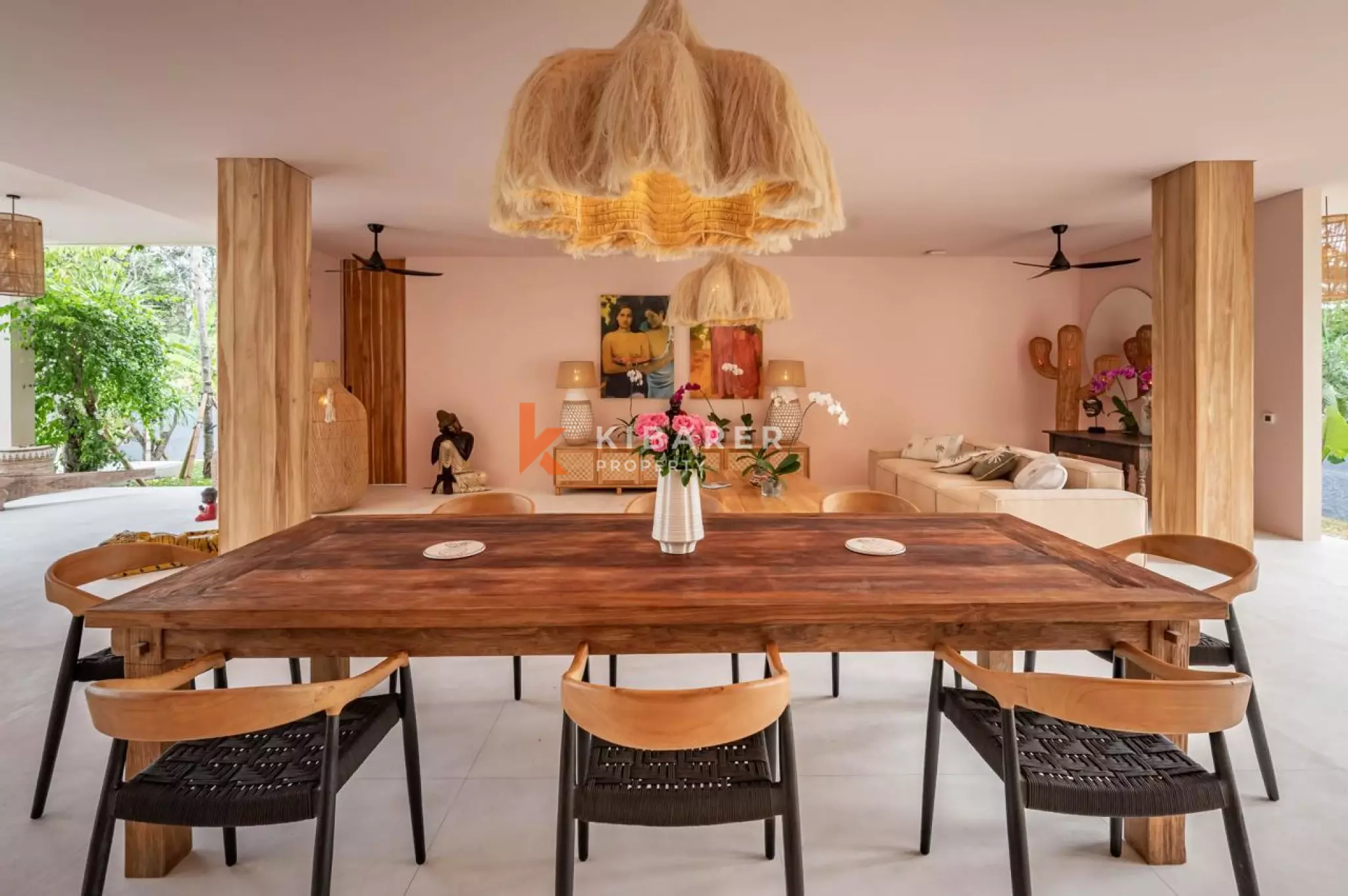 Luxurious Four-Bedroom Tropical Villa with Spacious Private Pool in Tabanan — image 11