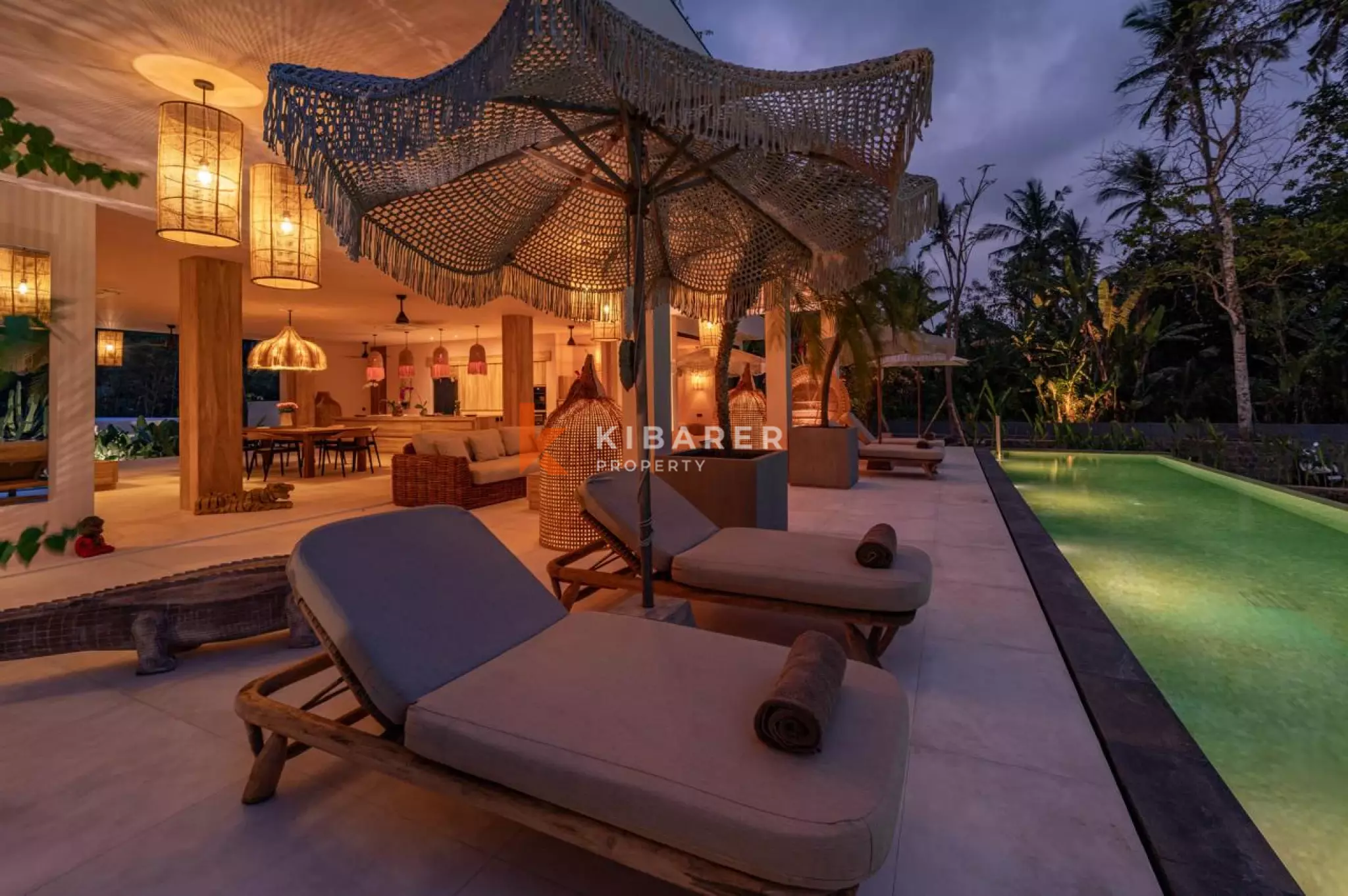 Luxurious Four-Bedroom Tropical Villa with Spacious Private Pool in Tabanan — image 6