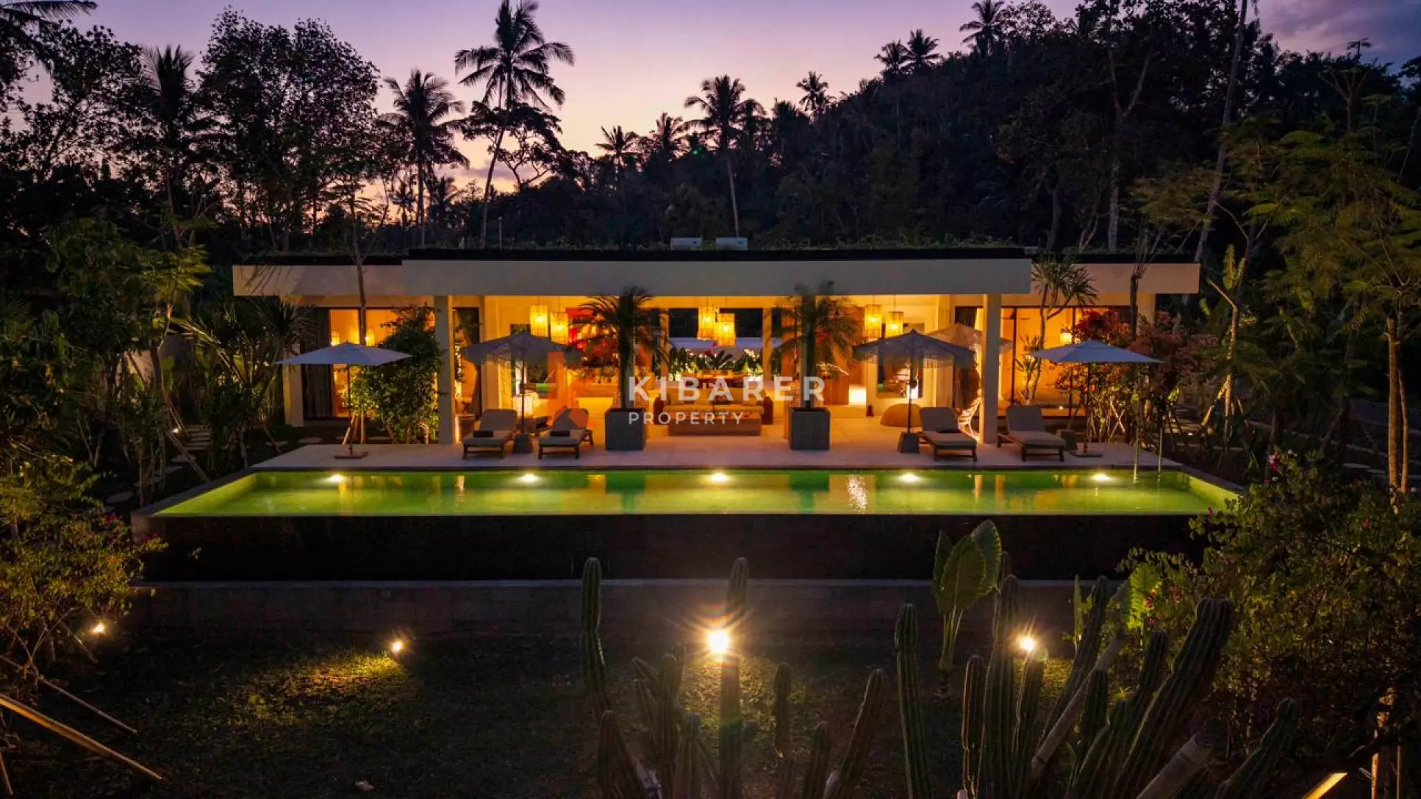 Luxurious Four-Bedroom Tropical Villa with Spacious Private Pool in Tabanan — image 5