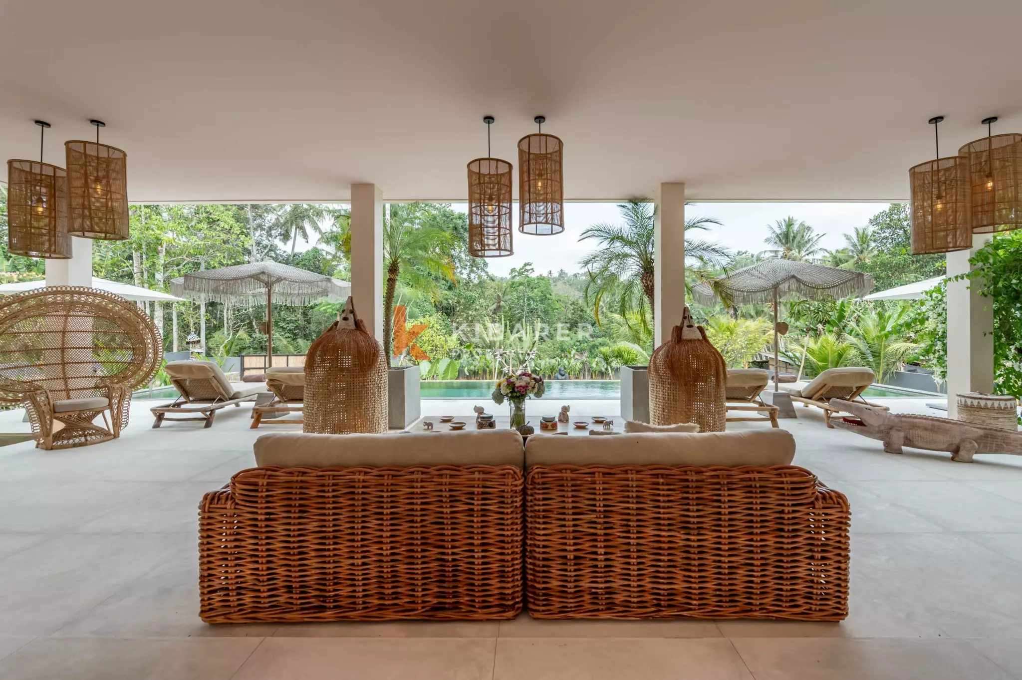 Luxurious Four-Bedroom Tropical Villa with Spacious Private Pool in Tabanan — image 3