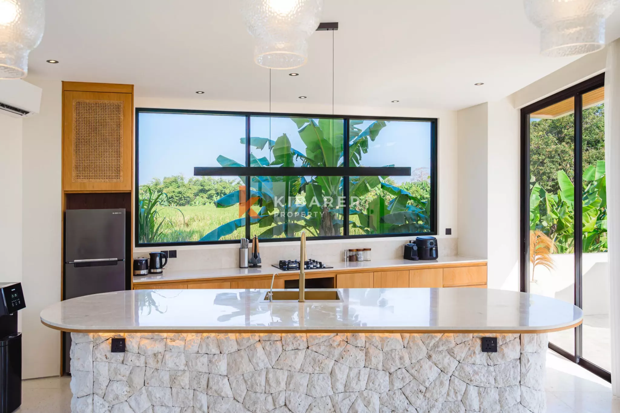 Two-Bedroom Mediterranean Villa with Wellness Area and Rooftop in Munggu — image 12