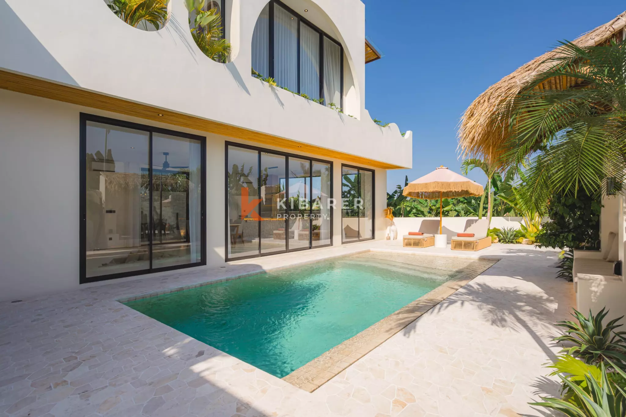 Two-Bedroom Mediterranean Villa with Wellness Area and Rooftop in Munggu — image 1