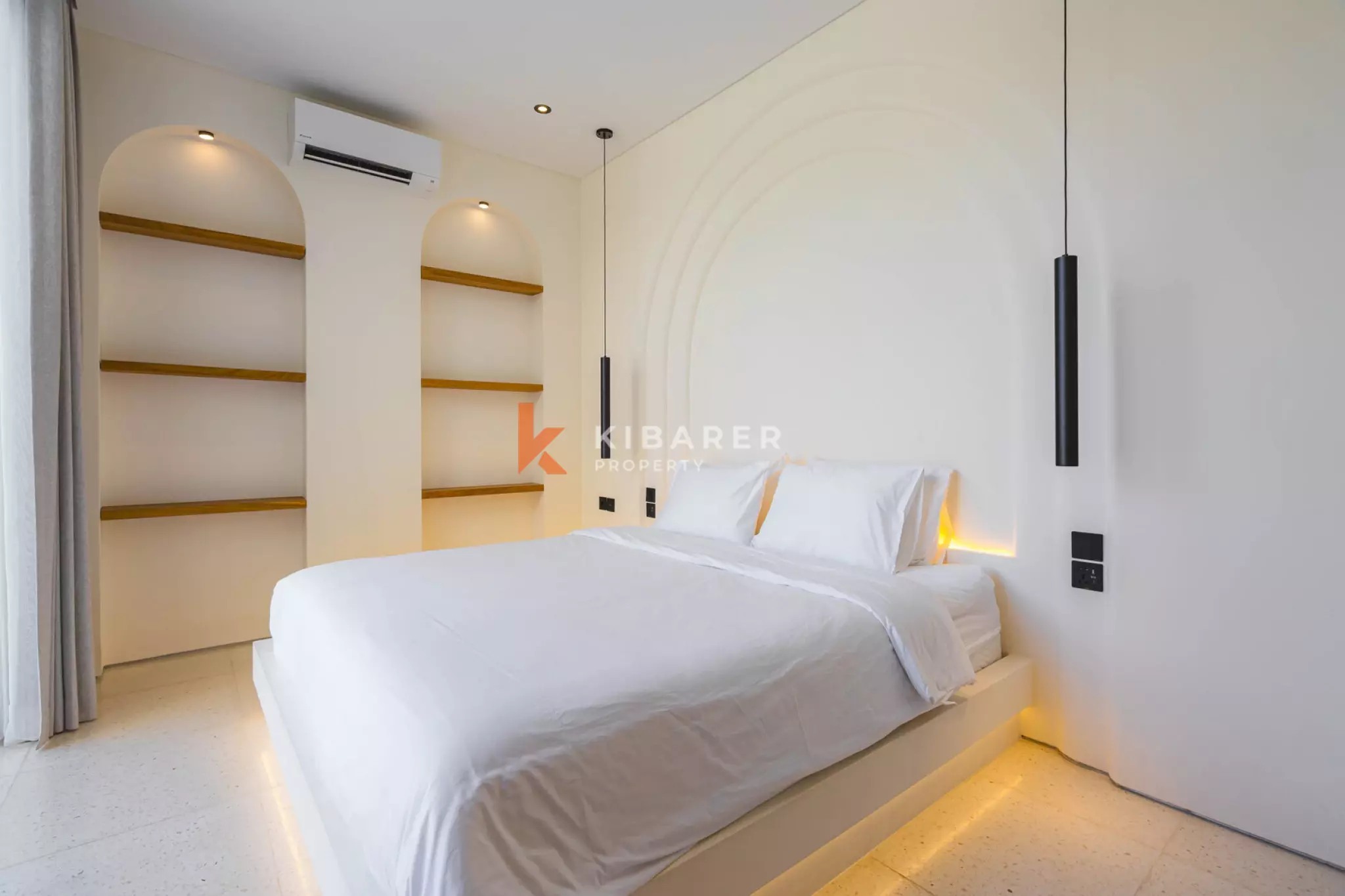 Two-Bedroom Mediterranean Villa with Wellness Area and Rooftop in Munggu — image 19