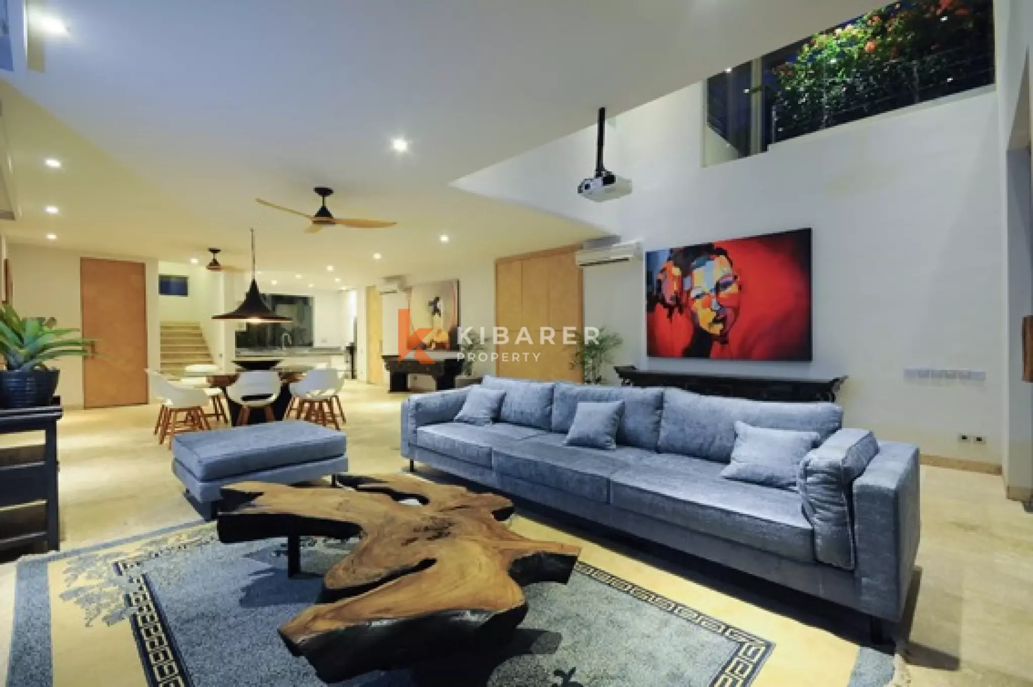 Modern Five-Bedroom Villa with Spacious Rooftop in Canggu — image 8