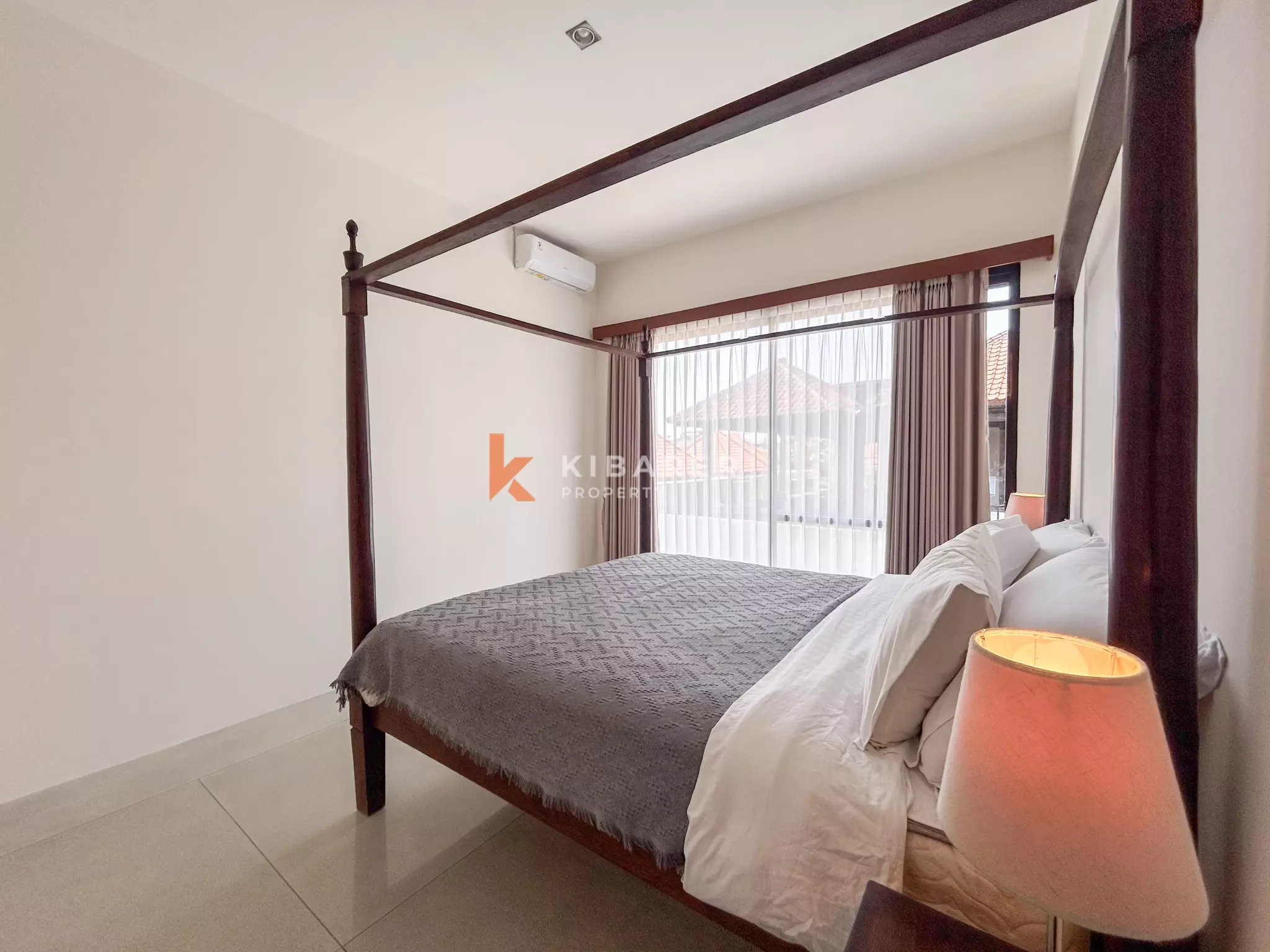 Contemporary Three-Bedroom Residential Villa in Seminyak — image 18