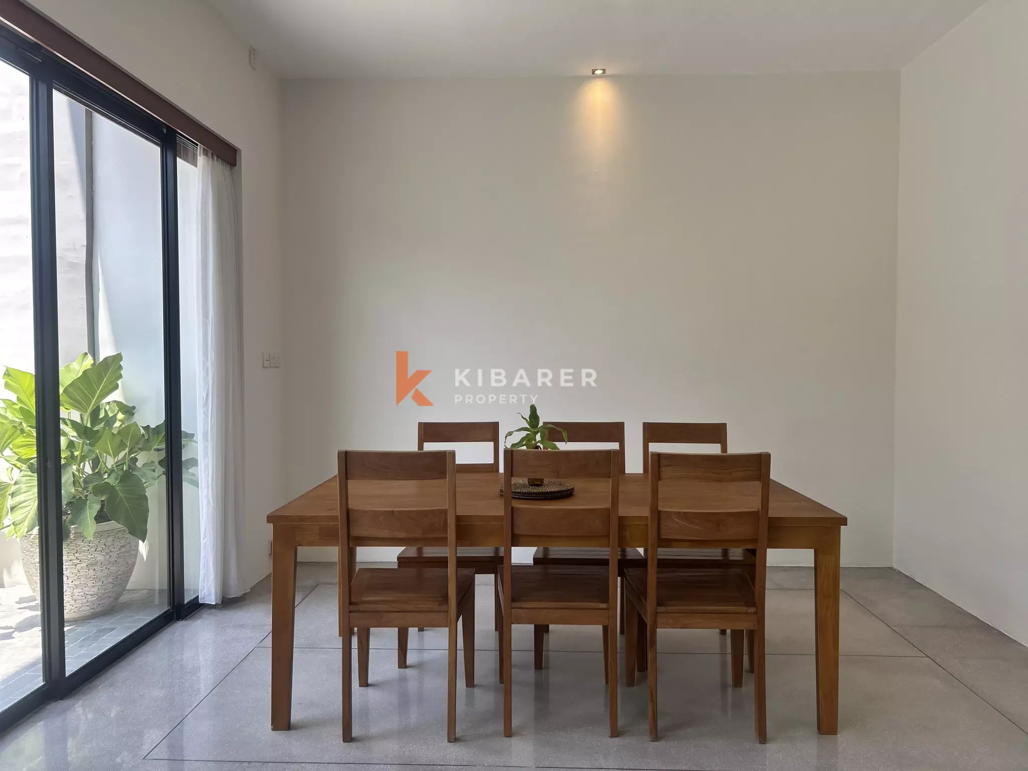 Contemporary Three-Bedroom Residential Villa in Seminyak — image 5