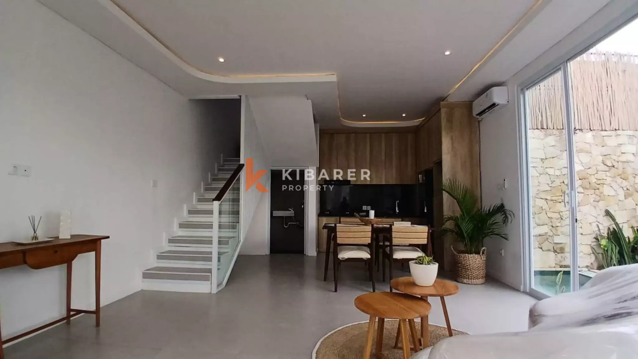 Elegant Tropical Residence – Two-Bedroom Villa in Ungasan — image 2