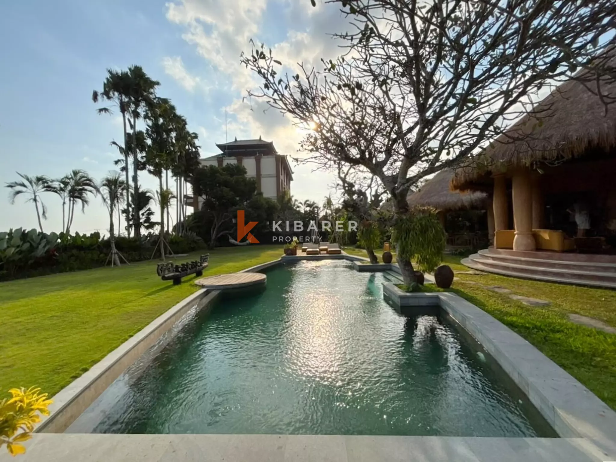 Tropical Residence with Charming Architecture – Five-Bedroom Villa with Spacious Garden in Seseh — image 16