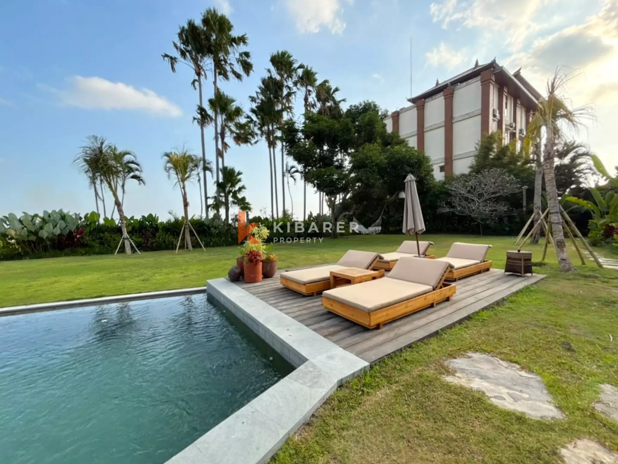 Tropical Residence with Charming Architecture – Five-Bedroom Villa with Spacious Garden in Seseh — image 15