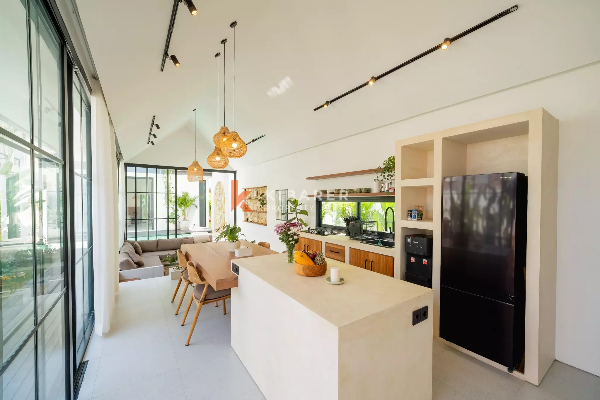 Stylish Two-Bedroom Villa with Private Pool in Kedungu — image 12