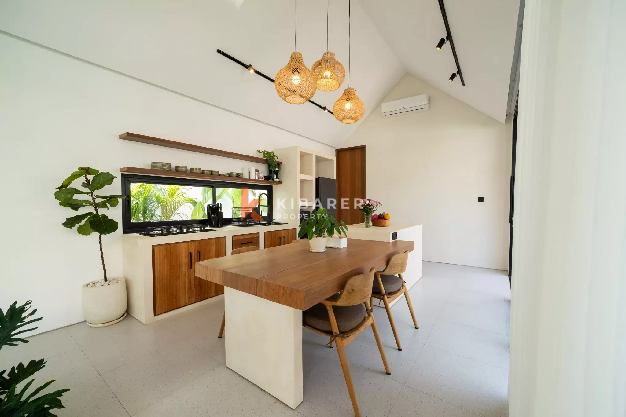 Stylish Two-Bedroom Villa with Private Pool in Kedungu — image 13