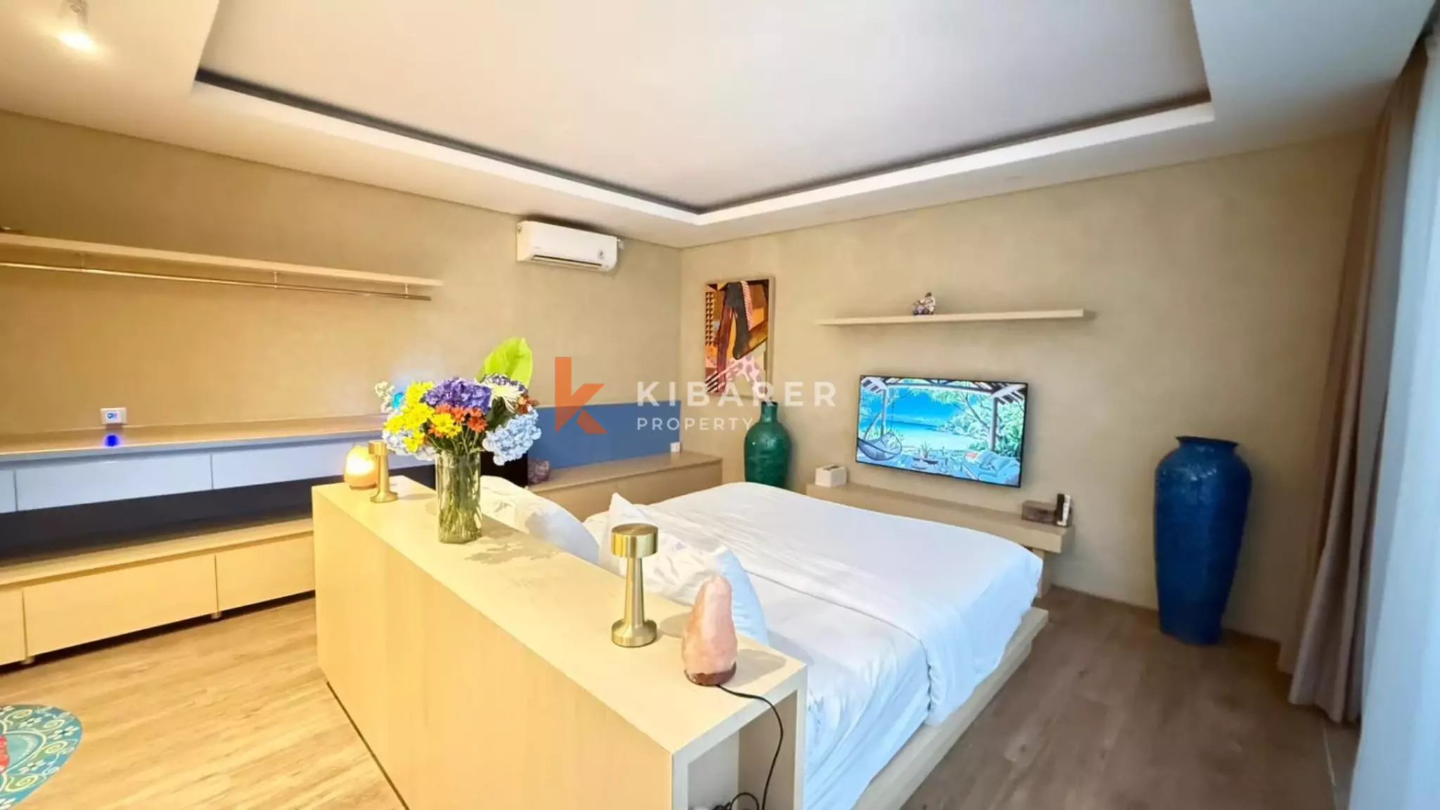Tropical Five-Bedroom Villa with Private Jacuzzi in Kayu Tulang — image 15