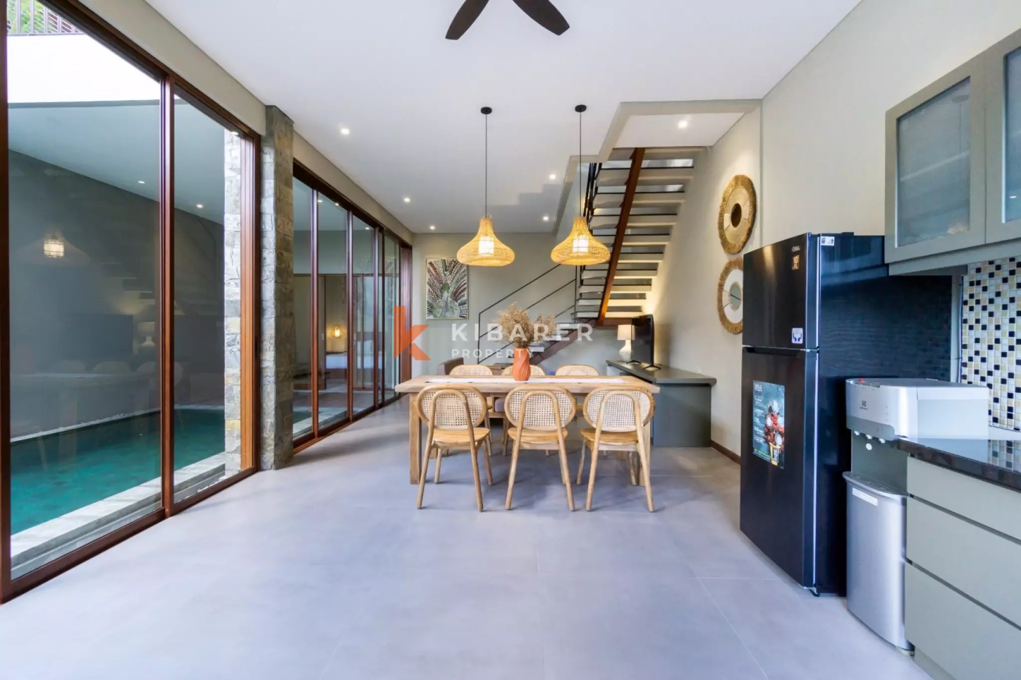 Three-Bedroom Villa with Beautiful Furnishings in Kerobokan — image 3