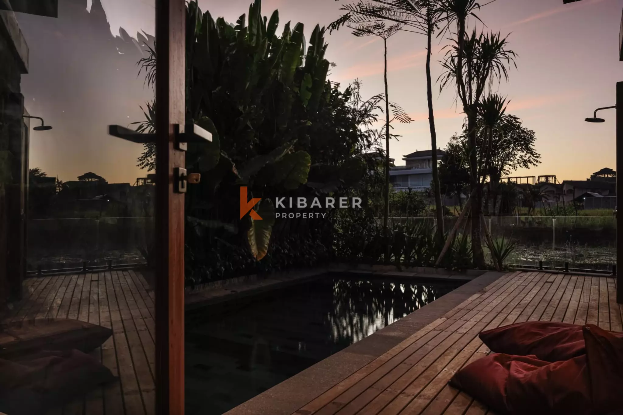 Elegant Four-Bedroom Villa with Private Pool in Cemagi — image 2