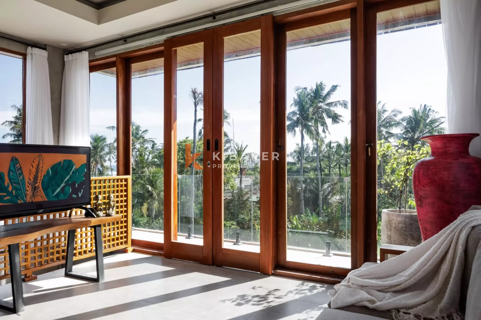 Elegant Four-Bedroom Villa with Private Pool in Cemagi — image 16
