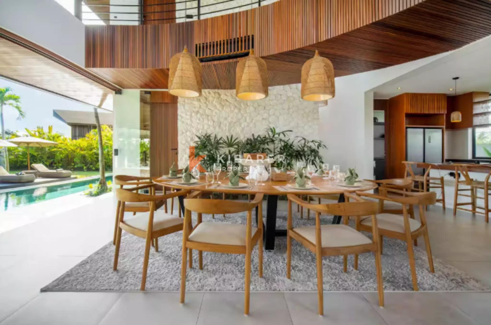 Luxury Residence with Garden – Five-Bedroom Villa in Tumbak Bayuh — image 6