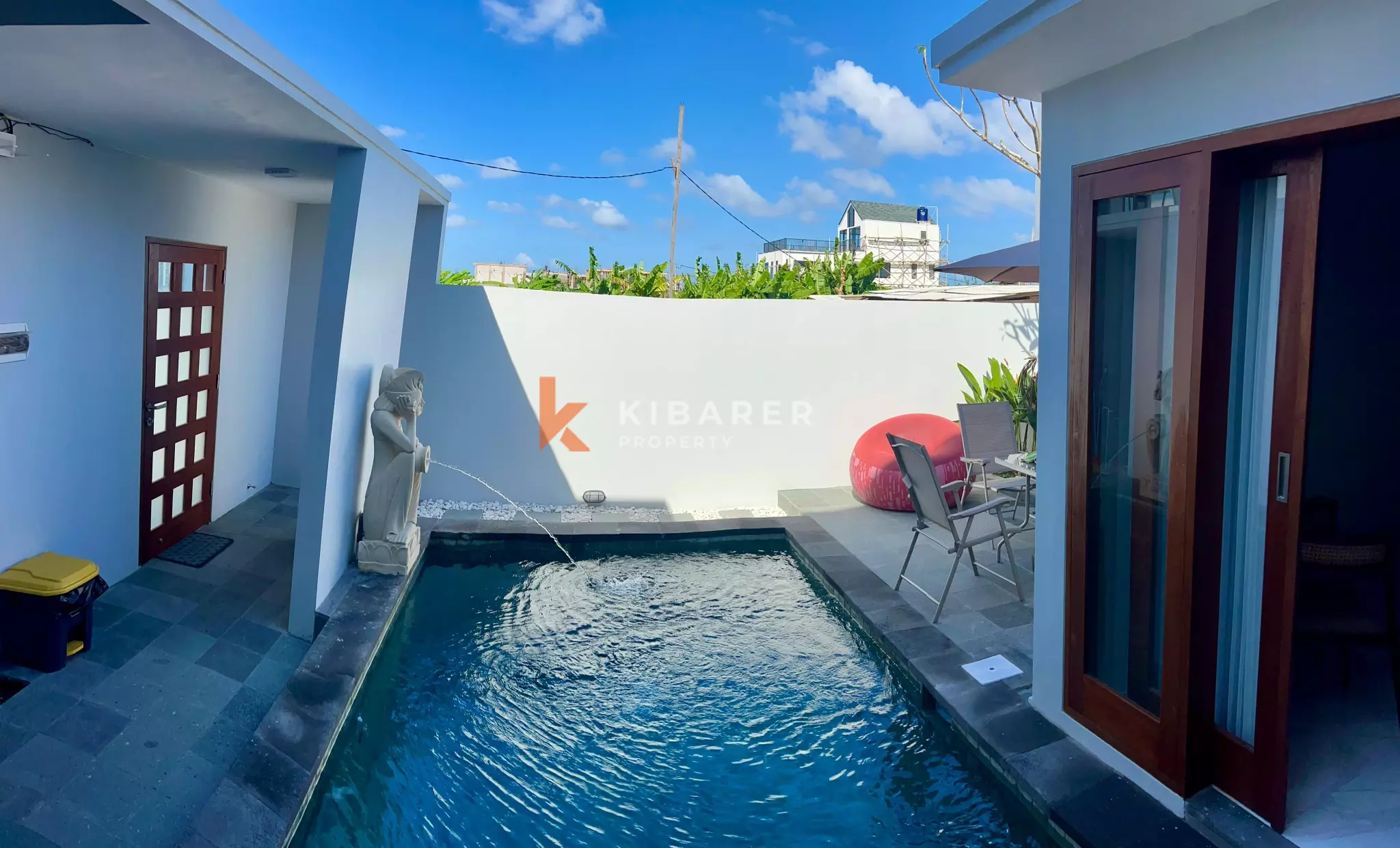 Tropical Three-Bedroom Villa with Open Living Room and Private Pool in Sanur — image 3