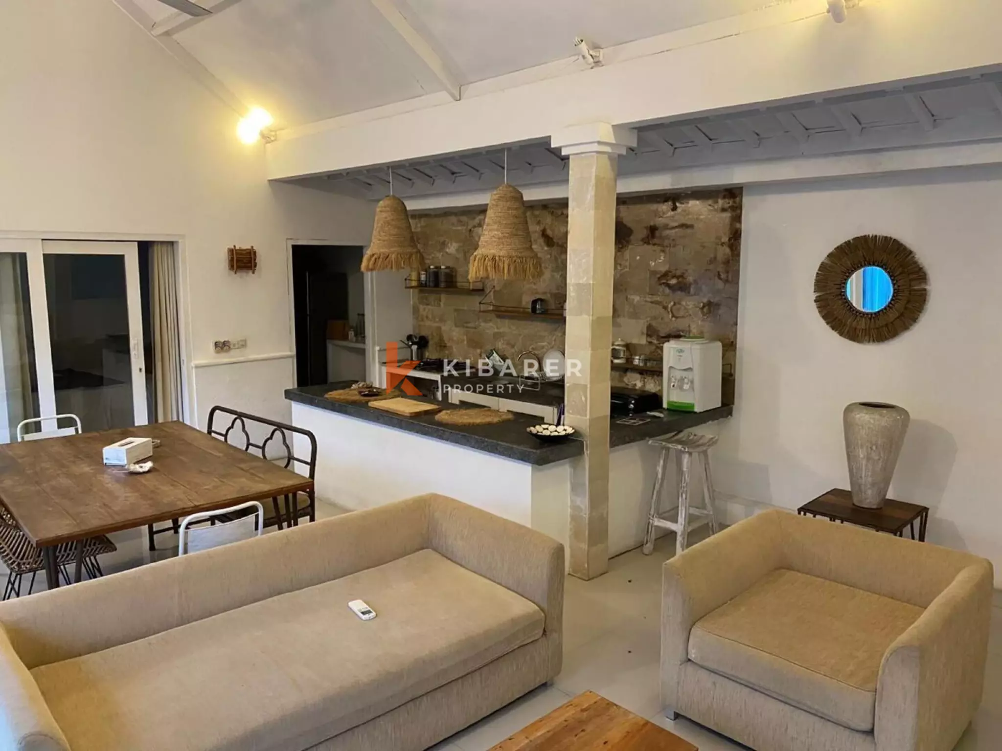 Perfect Blend of Garden and Residence – Three-Bedroom Villa in Kerobokan — image 3