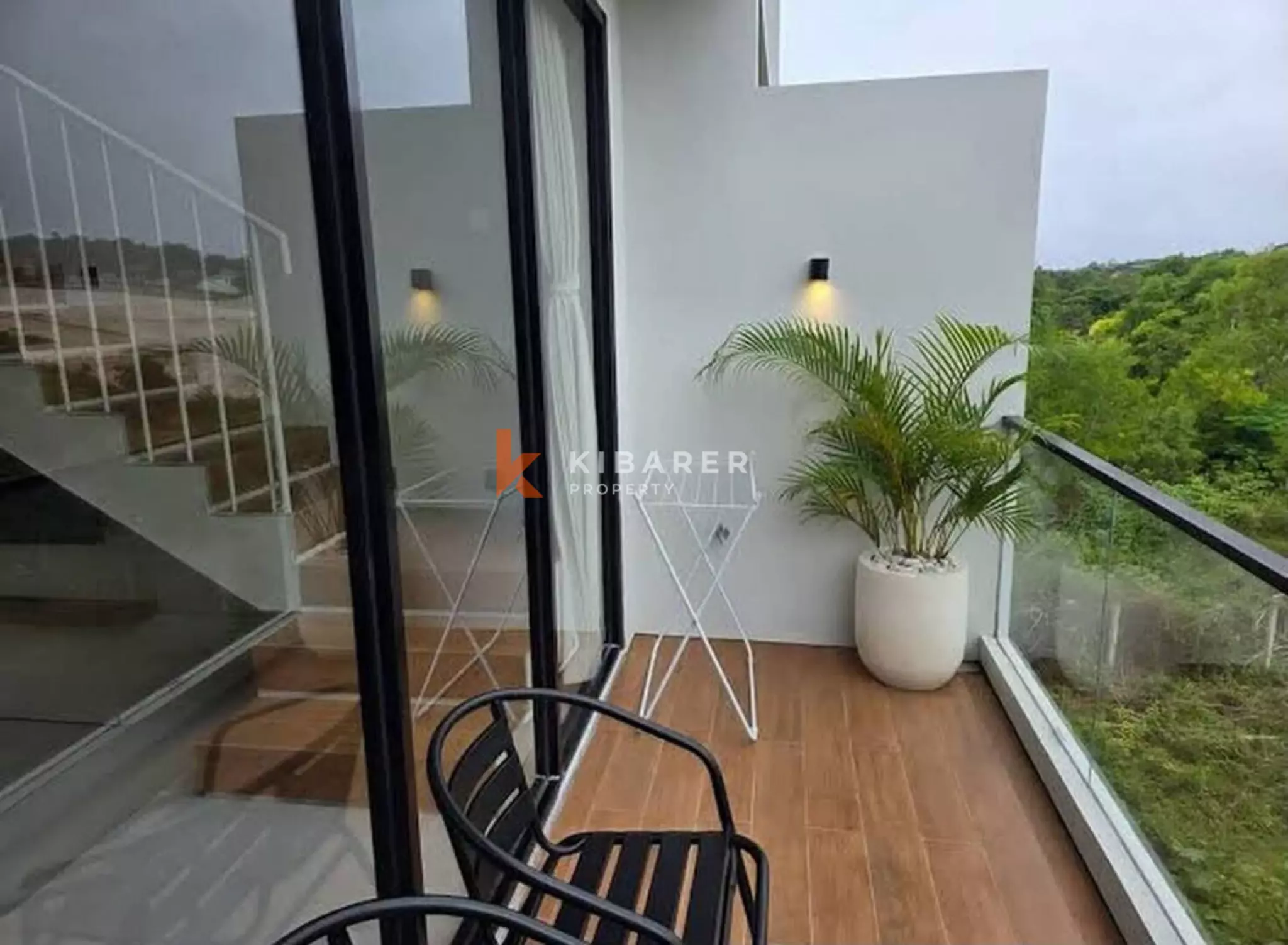 Private Mezzanine Studio with One Bedroom in Uluwatu — image 7