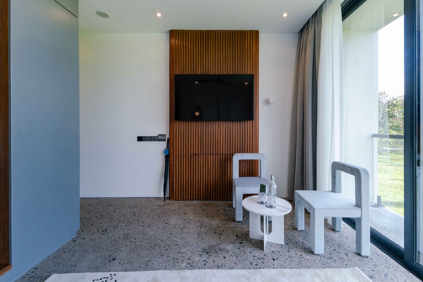 Stylish One-Bedroom Suite in Nuanu, Canggu in Canggu, Bali — image 13