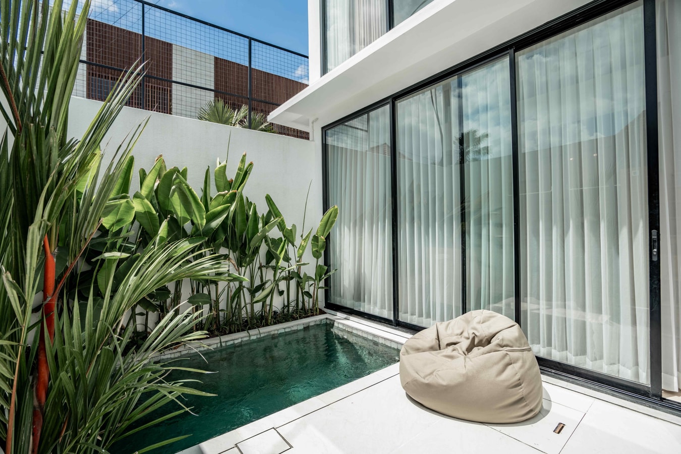 Contemporary Canggu 2BR Villa w/ Pool, Prime Loc in Canggu, Bali — image 11