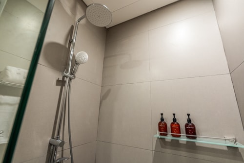Canggu 1BR Suite | Rooftop Gym, Sauna & Pool in Canggu, Bali — image 16