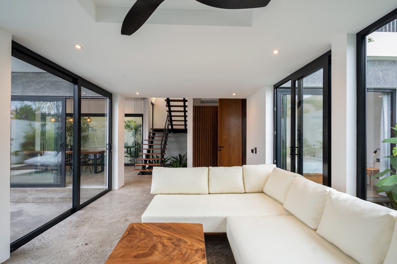 Bahagia Villa - 3 Bedroom Villa with Pool, Umalas in Canggu, Bali — image 17