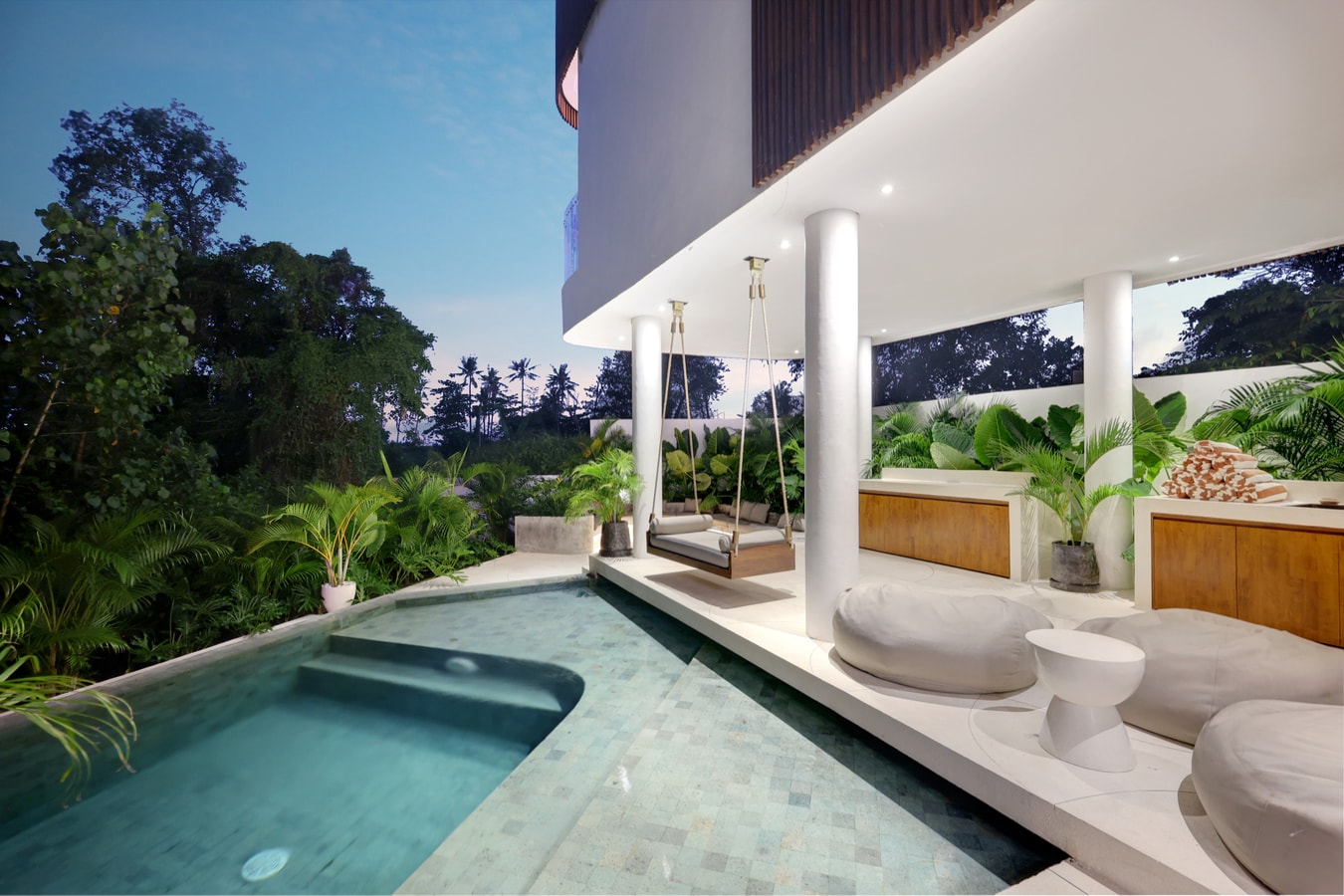 5 BR: Spacious Villa surrounding by rice fields in Canggu, Bali — image 13