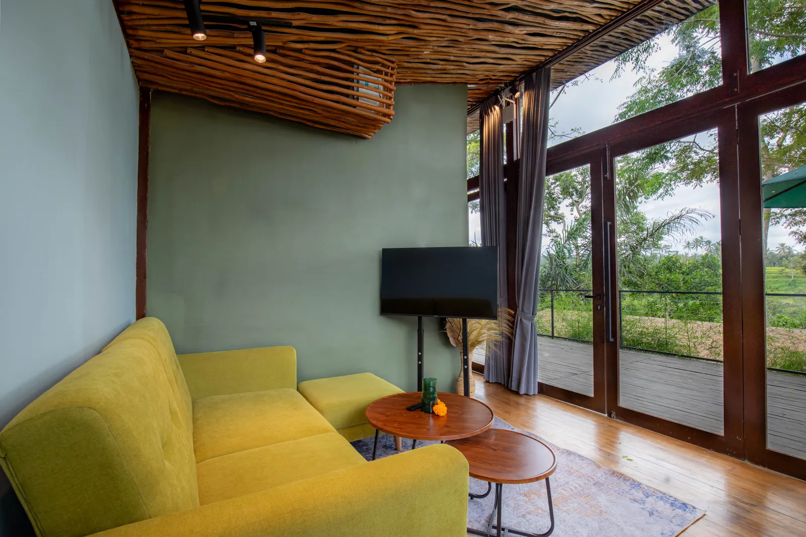 Secluded Jungle Retreat 1 Bedroom Cottage in Ubud — image 2