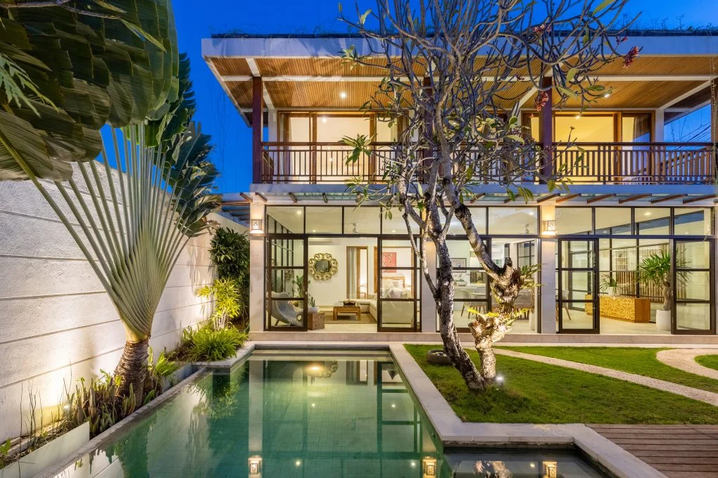 3-Bedroom Private Pool Villa in Seminyak – Walk to Oberoi Street & Beach – BVI2458