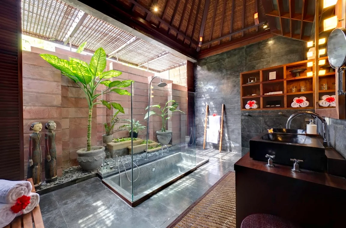 3-Bedroom Private Villa Near Ketewel Beach with Pool, Jacuzzi & Ocean Deck – Bali’s Hidden Coastal Gem – BVI2876 — image 11