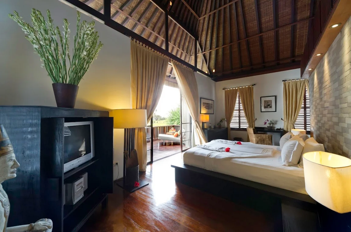 3-Bedroom Private Villa Near Ketewel Beach with Pool, Jacuzzi & Ocean Deck – Bali’s Hidden Coastal Gem – BVI2876 — image 12