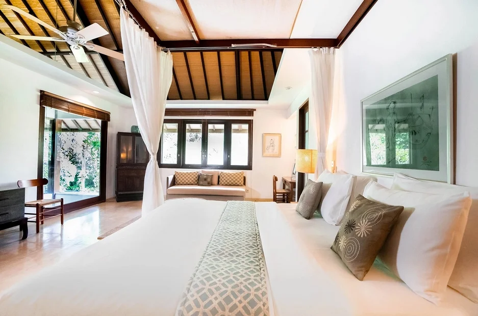 3-Bedroom Villa with Private Pool & Spacious Garden in Sanur, Bali — image 10