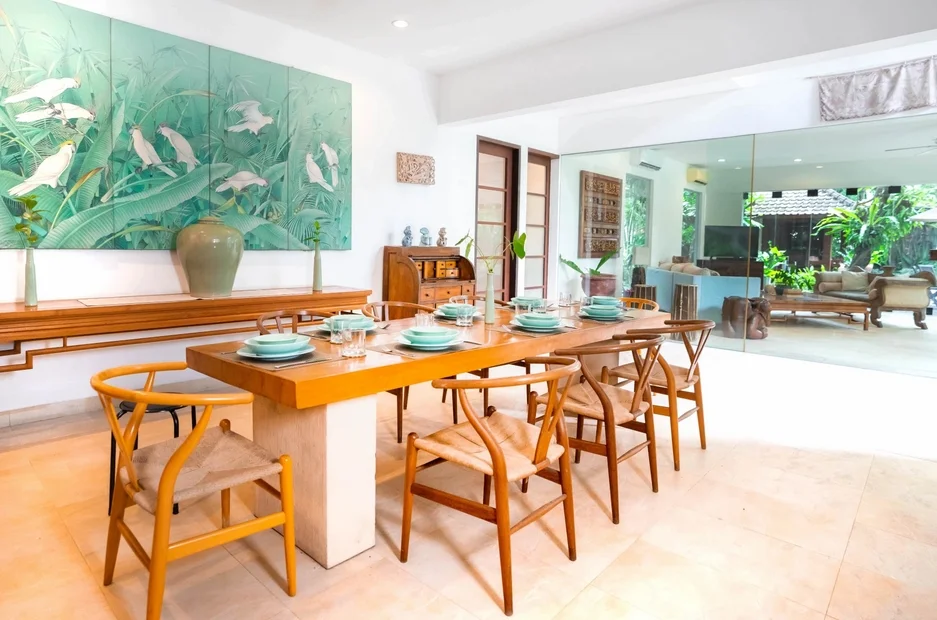 3-Bedroom Villa with Private Pool & Spacious Garden in Sanur, Bali — image 8