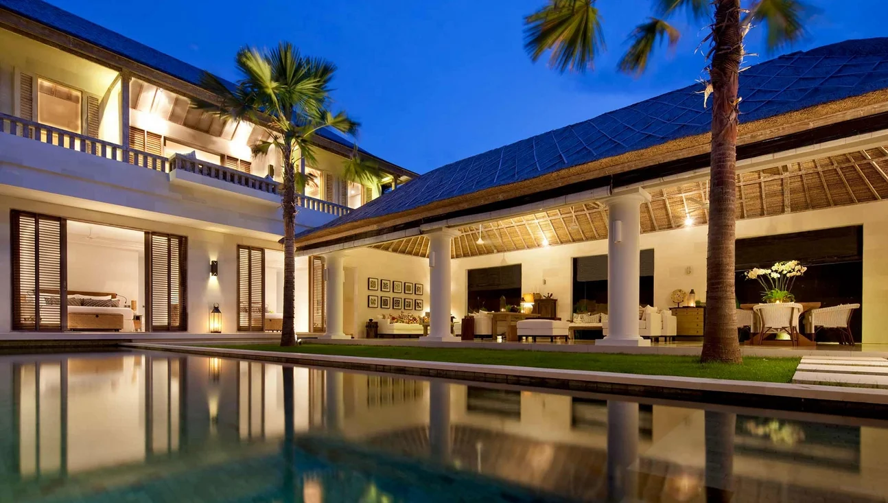 3-Bedroom Tropical Villa with Pool & Rooftop Deck in Central Seminyak – BVI97 — image 4