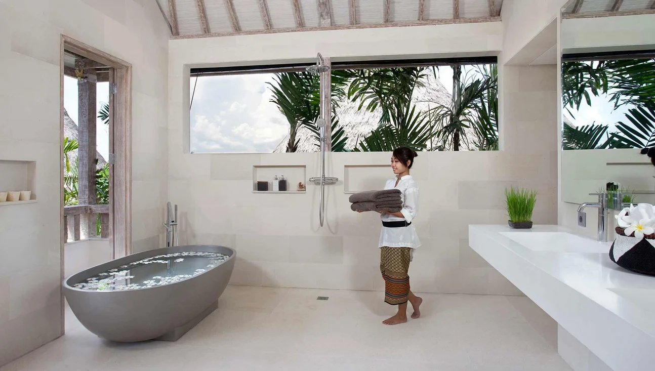 3-Bedroom Tropical Villa with Pool & Rooftop Deck in Central Seminyak – BVI97 — image 16