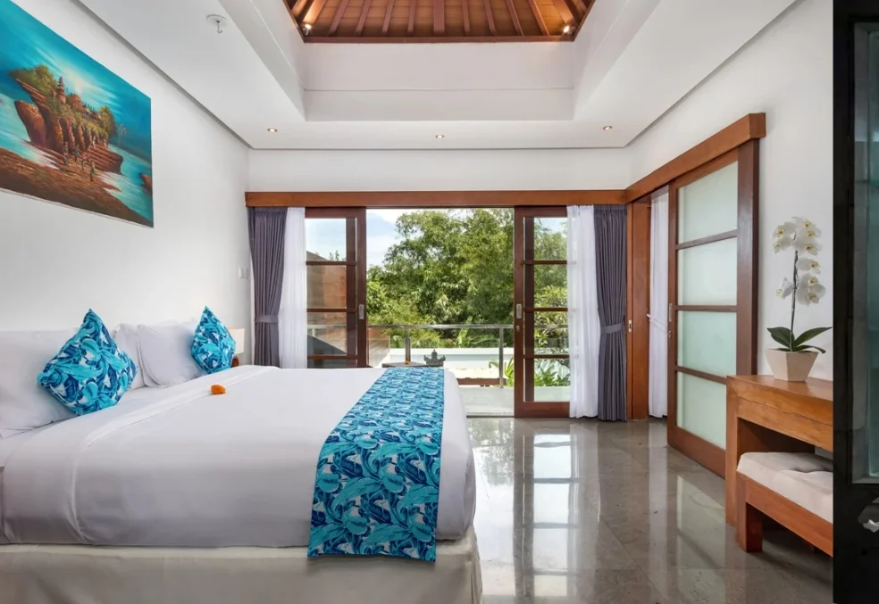 3-Bedroom Private Pool Villa Rental in Seminyak – Butler Service Villa (BVI71178) — image 10