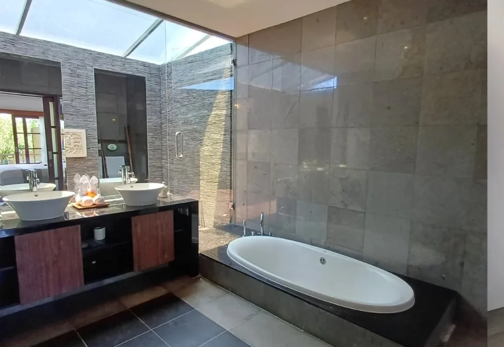 3-Bedroom Private Pool Villa Rental in Seminyak – Butler Service Villa (BVI71178) — image 16